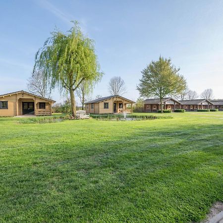 Vakantie-Oord "De Hulsdonken" Bergeijk Ngoại thất bức ảnh